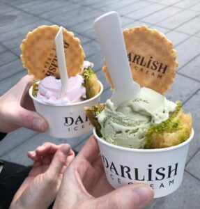 2 flavours of Darlish Ice cream in tubs